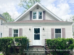 Building Photo - 3590 E 139th St