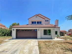 Building Photo - 38210 La Loma Ave