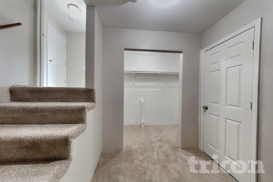Building Photo - 1501 Cypress Dr