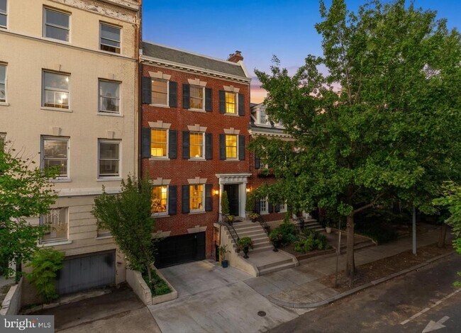 Building Photo - 2137 R St NW