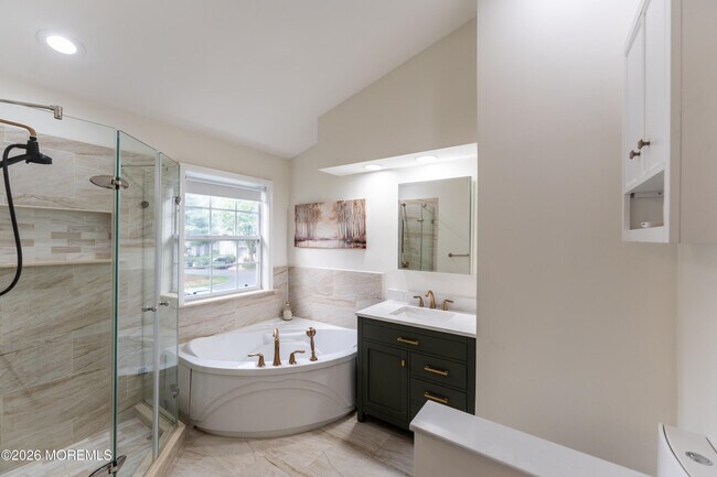 Building Photo - 314 Towne Dr