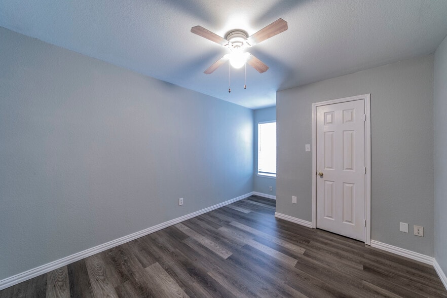Building Photo - 11765 Bobcat Dr