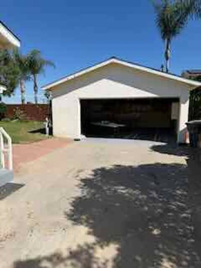 Building Photo - Great home on a cul-de-sac