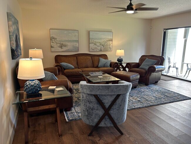 Building Photo - 13383 Bedford Mews Ct