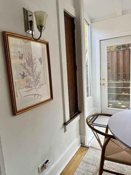 Building Photo - 5262 Beeler St