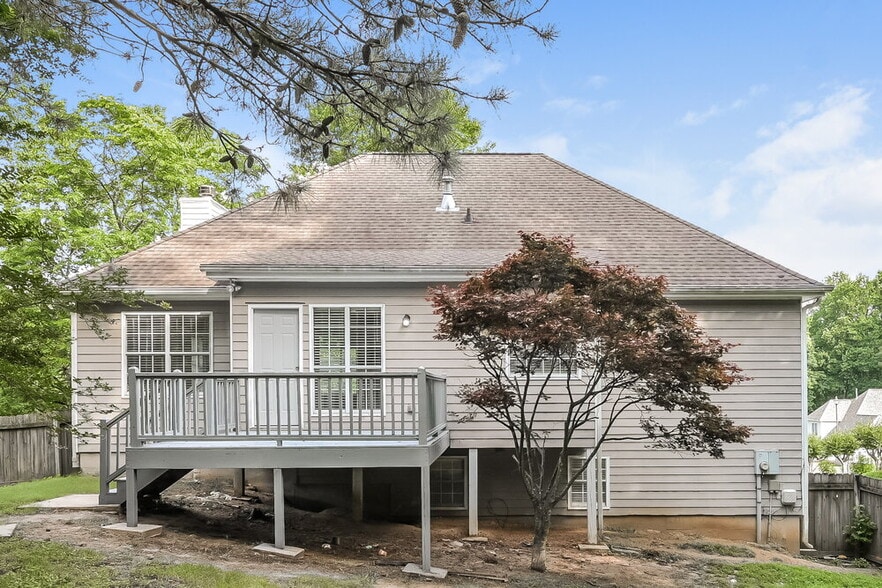 Building Photo - 9385 Eagles Landing Dr