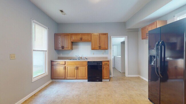 Building Photo - Madison/W.95th neighborhood : 3 bedroom/1 bath single family house available NOW.