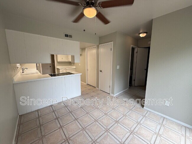 Building Photo - 11808 Biggs Cir