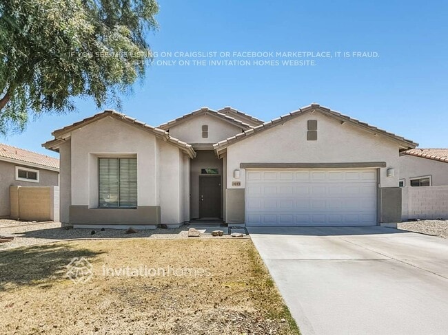 Building Photo - 3213 S 103rd Dr