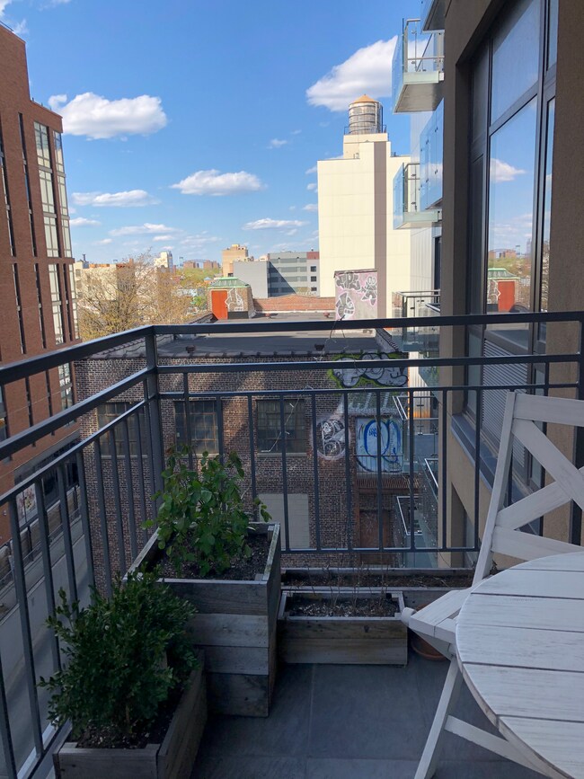 Building Photo - 4118 27th St