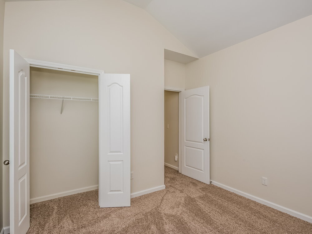 Building Photo - 92 Majestic Dr