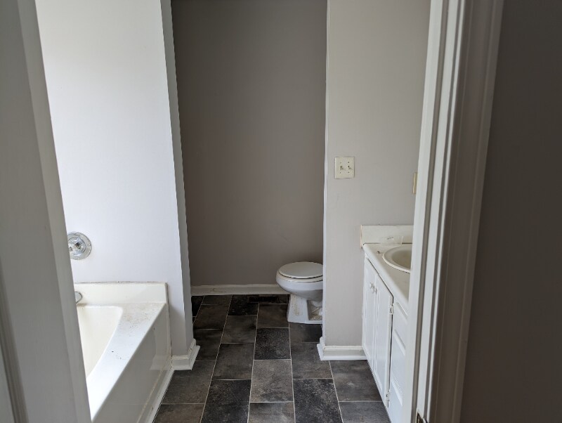 Building Photo - 7680 Mountain Creek Way