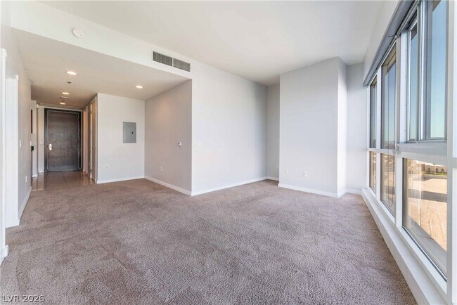 Building Photo - 4575 Dean Martin Dr
