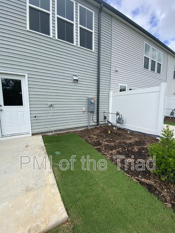 Building Photo - 4006 Beckton Trl