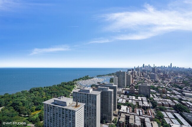 Building Photo - 3660 N Lake Shore Dr