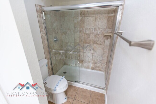 Building Photo - 8260 E Arabian Trl