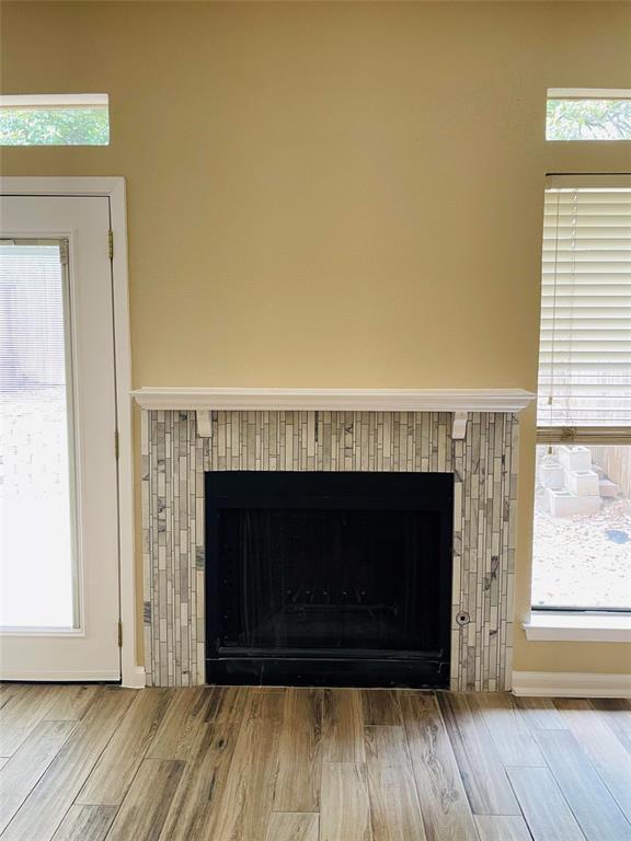 Building Photo - 8322 Greenslope Dr