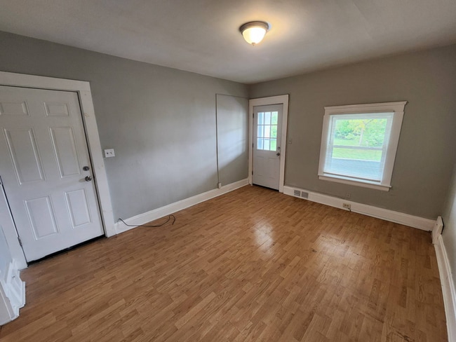 Building Photo - 13302 Ferris Ave