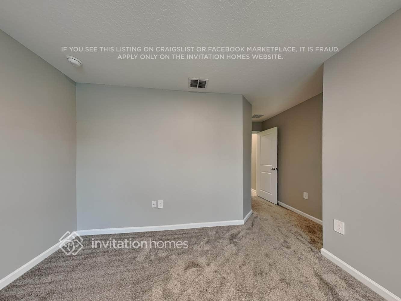 Building Photo - 1085 Peach Crk Dr