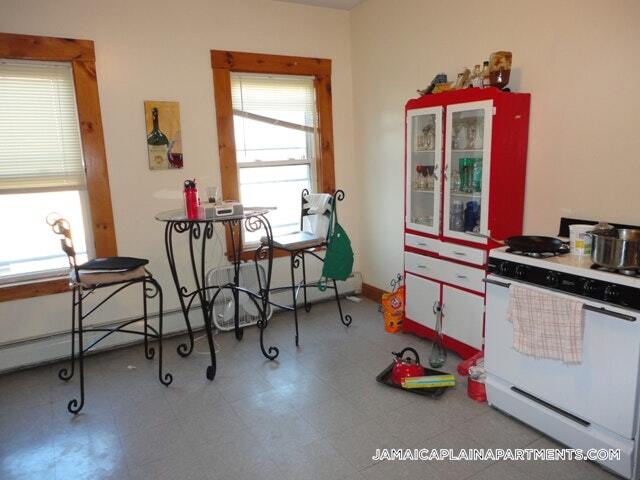 Building Photo - 40 Mozart St