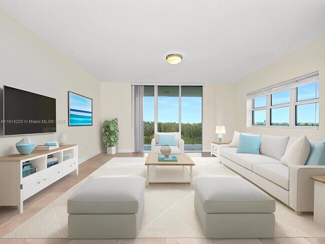 Building Photo - 15051 Royal Oaks Ln