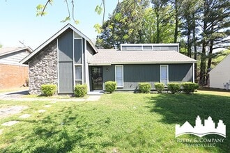 Building Photo - 5104 Corkwood Dr
