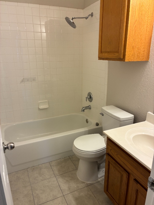 Building Photo - 1336 Kingston Pl