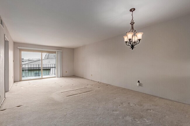 Building Photo - 7436 E Chaparral Rd