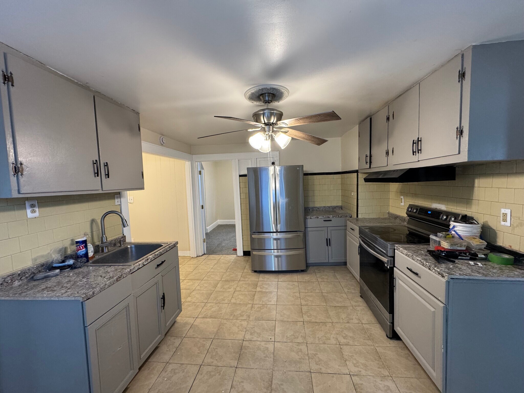 Building Photo - 138 Hemlock St