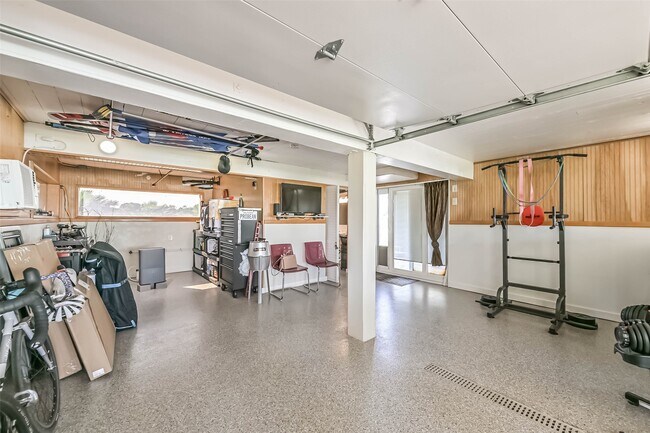 Building Photo - 2009 Todville Rd