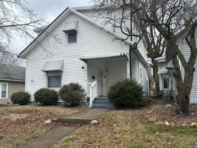 Building Photo - 156 W High St