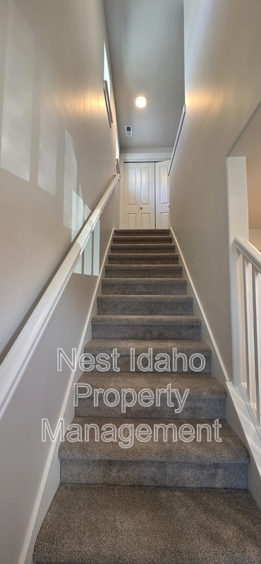 Building Photo - 7228 W Rygate Dr