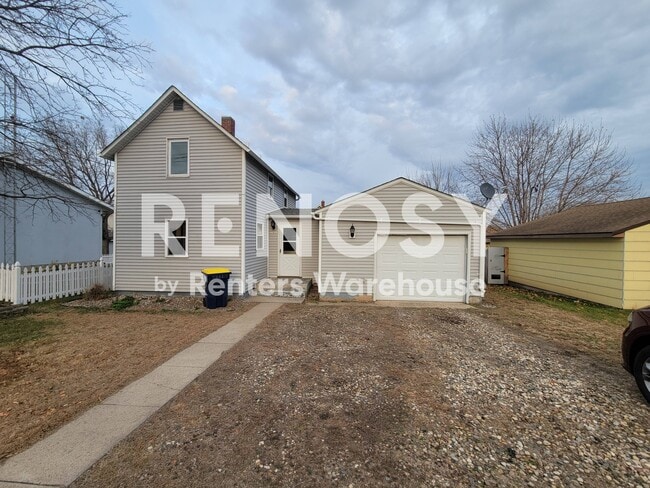 Building Photo - 906 1/2 S German St