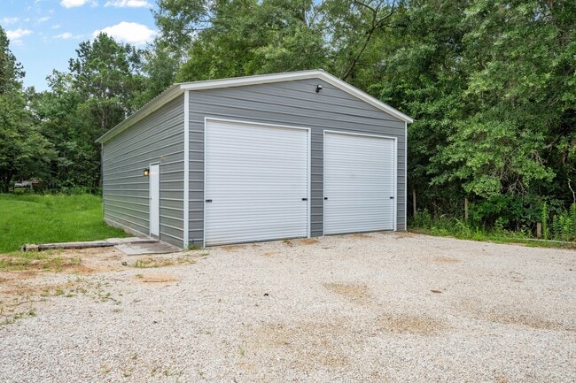 Building Photo - 376 Jill St