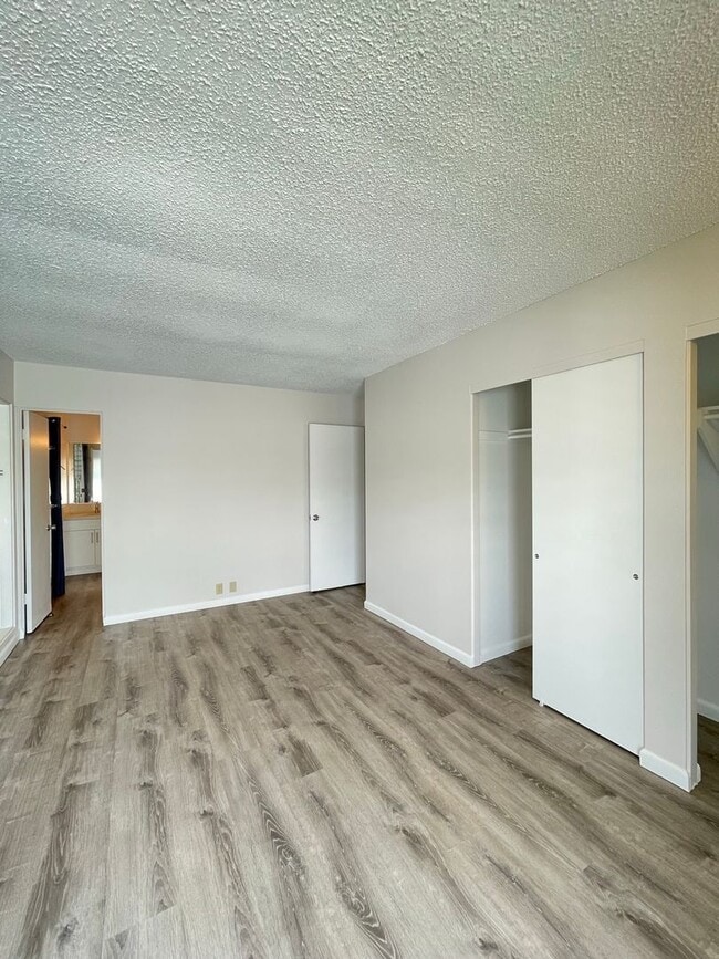 Building Photo - 282 Lunalilo Home Rd