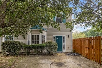 Building Photo - 5475 Hampton Ct