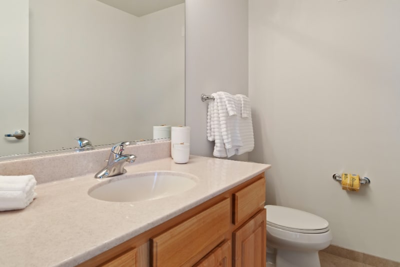 Building Photo - 399 N Desplaines St