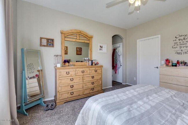 Building Photo - 3 bedroom in Mesa AZ 85209