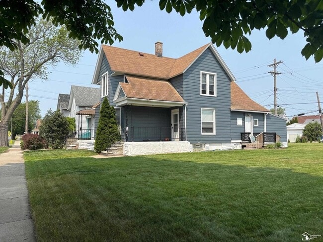 Building Photo - 240 Ford Ave