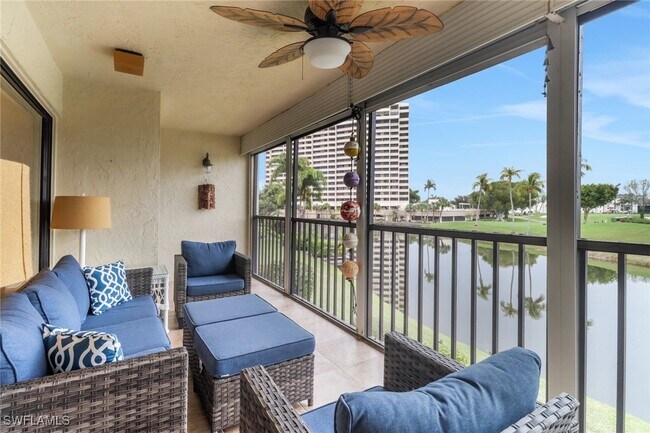 Building Photo - 4811 S Landings Dr