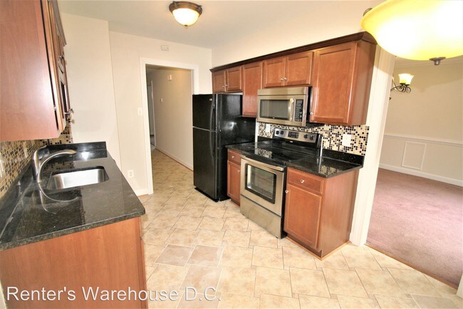 Building Photo - 3 br, 3.5 bath House - 2214 N Tuckahoe St