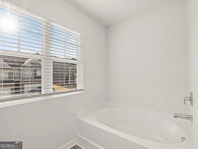 Building Photo - 50 Rustin Rdg