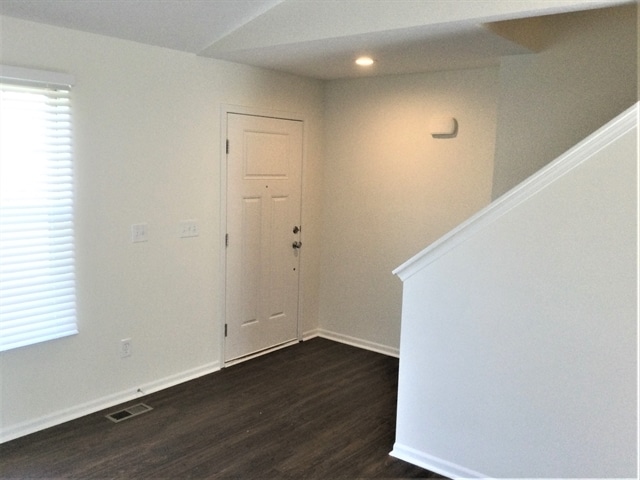 Building Photo - 426 Market St