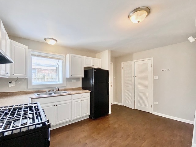 Building Photo - 14622 Kenwood Ave