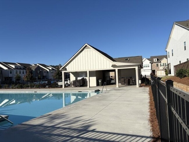 Building Photo - 5125 Fox Den Rd