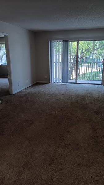 Building Photo - 8735 Ramblewood Dr