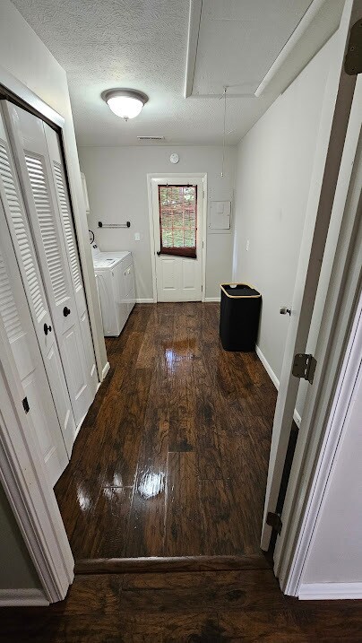 Building Photo - 6968 Corydon Ridge Rd NE