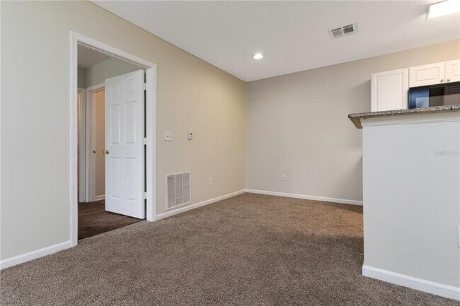 Building Photo - 4324 S Kirkman Rd