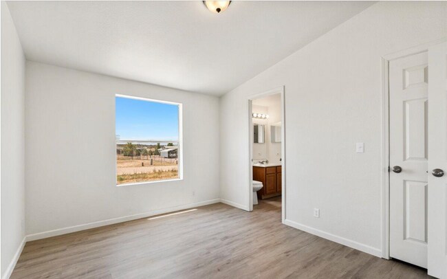 Building Photo - 24175 N Los Angeles St