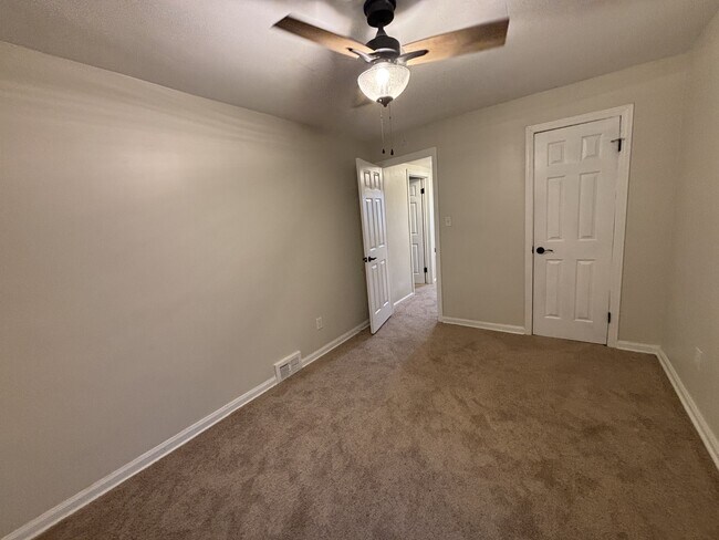 Building Photo - 8817 Marseilles St